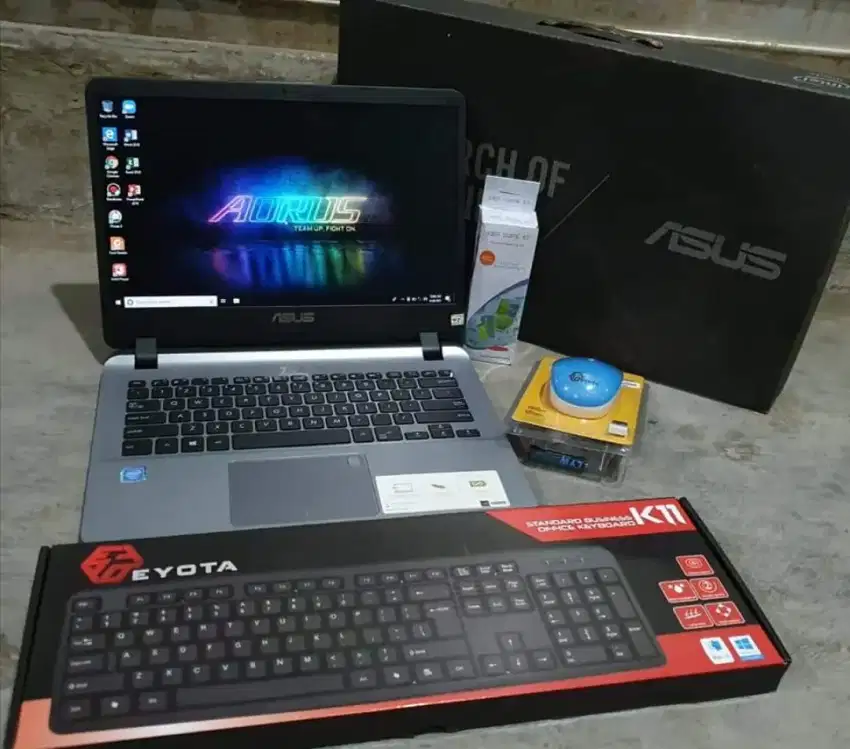 Laptop SLIM & KELUARAN TERBARU