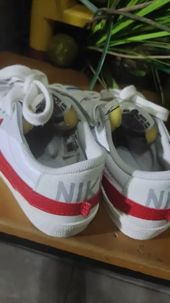 Preloved Nike Blazer sz 7 US, 25 CM