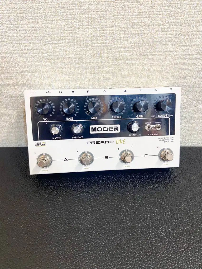 Mooer Preamp Live Pedal