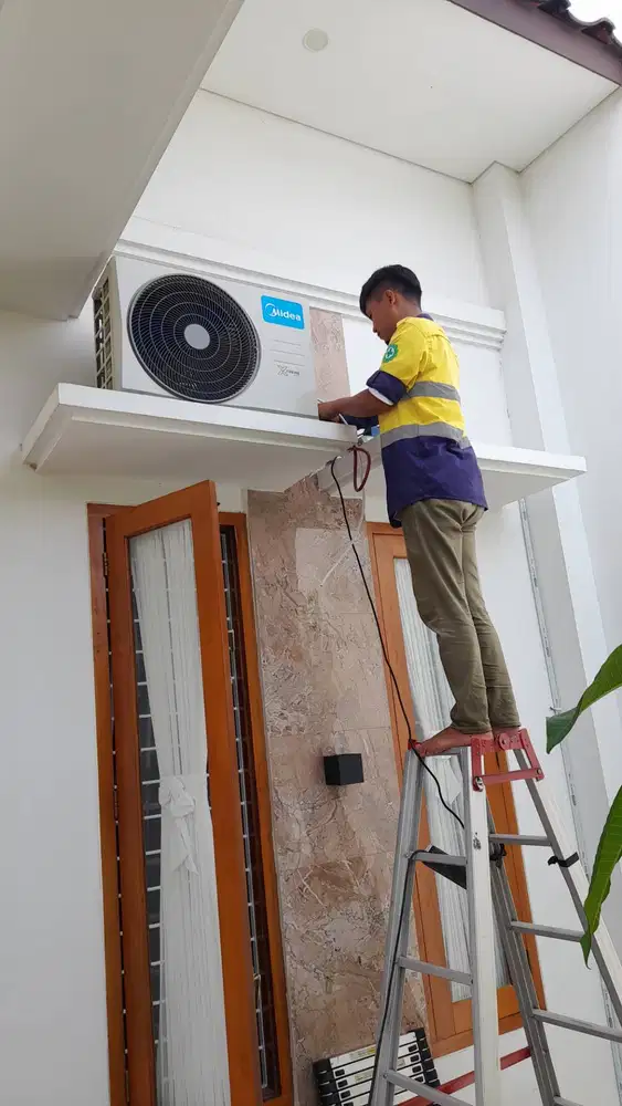 Jasa Teknisi Tukang Servis Service Cuci AC Jogja Bantul Sleman