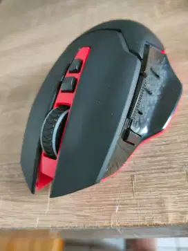 Redragon Wireless Gaming Mouse Mirage M690