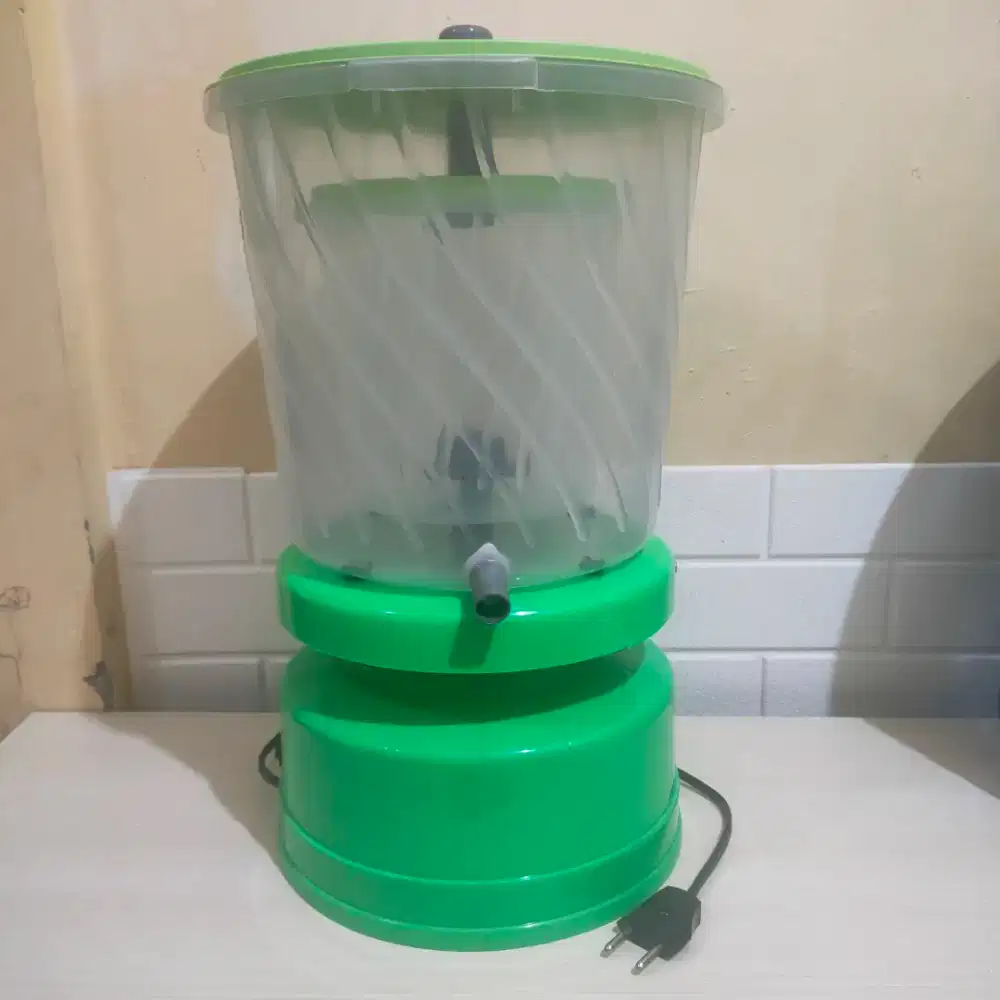 Spiner Peniris Minyak