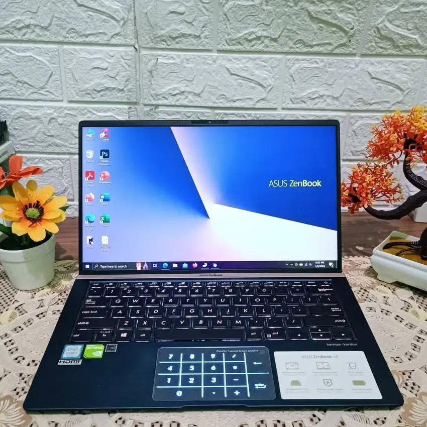 Laptop Asus Zenbook Core i7 Gen 8 Ram 16GB SSD 256GB Second Bekas