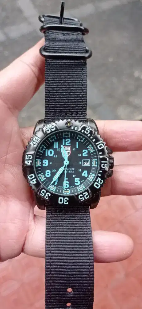 Luminox deals watch olx