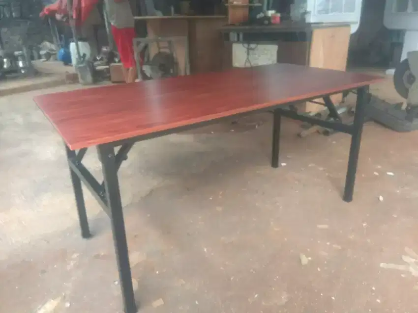 Meja Lipat portabel