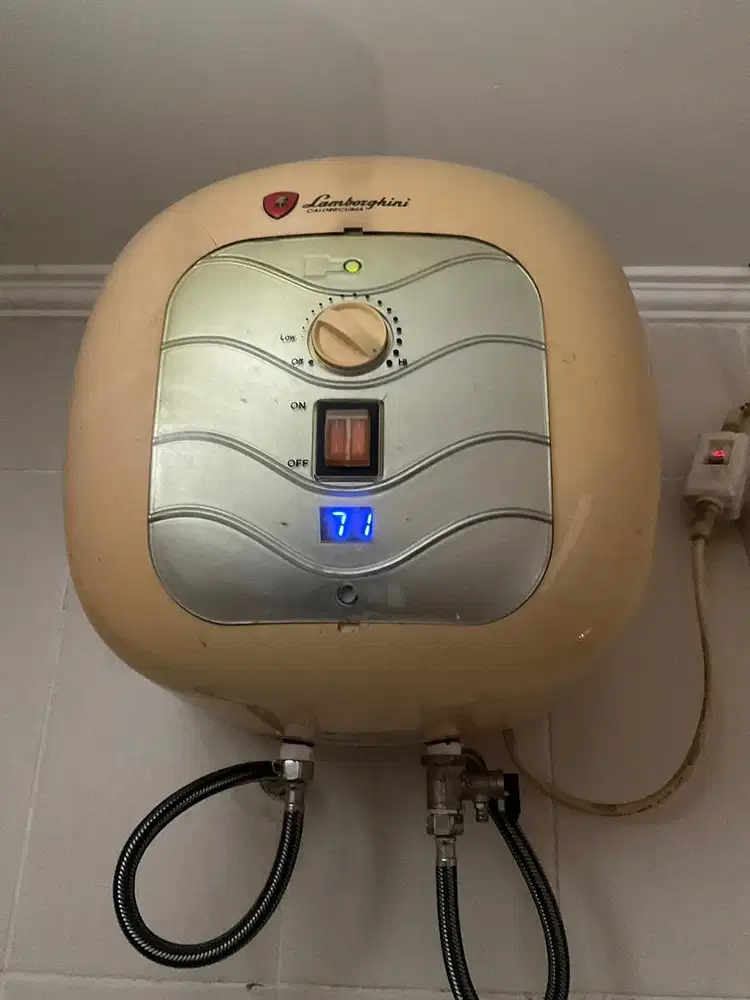 Water heater Lamborgina tarius