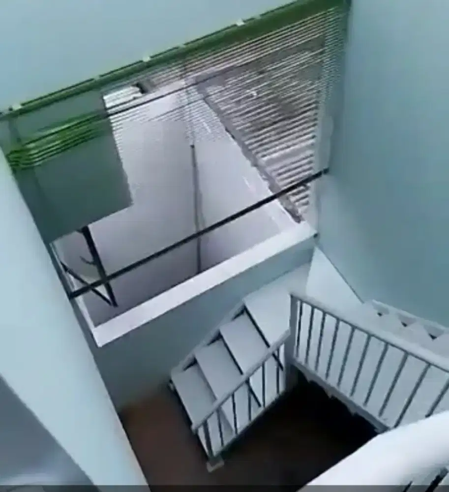 Di jual tangga rebah