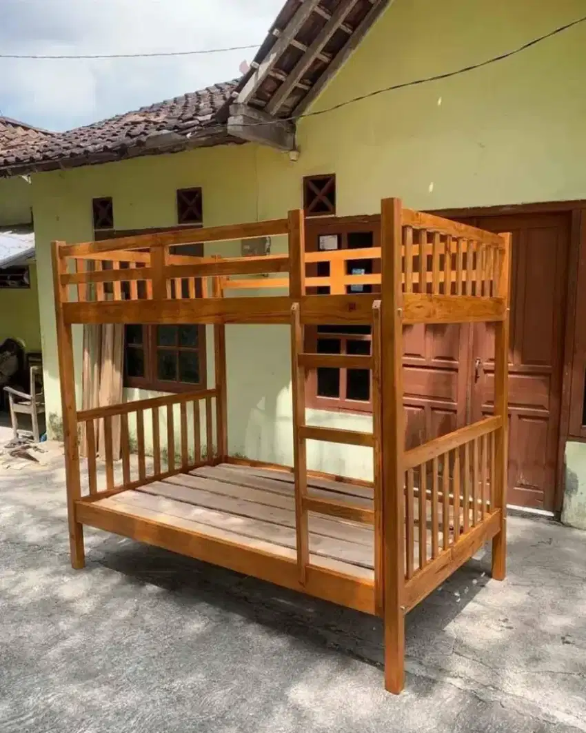 Jual dipan tingkat/tempat tidur tingkat