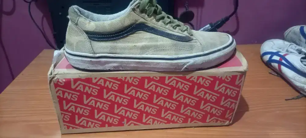 Kotak sepatu 2024 vans original