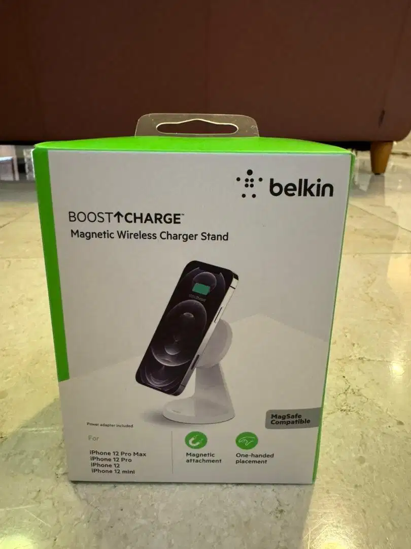 BRAND NEW BELKIN BOOST CHARGE MAGNETIC WIRELESS STAND 2 YEAR WARRANTY