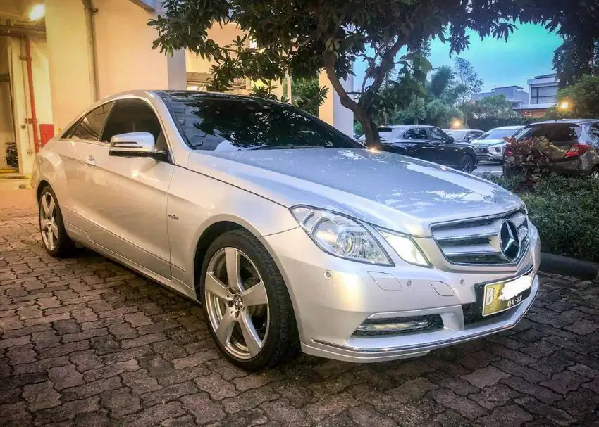 Mercy Mercedes Benz E250 Coupe 2011 2012 mercy coupe cgi silver black