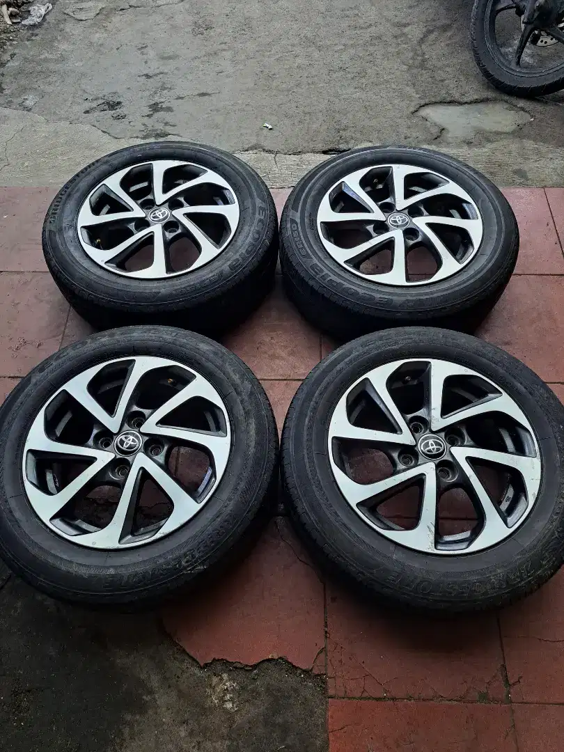 Velg mobil agya trd ayla calya sigra dll