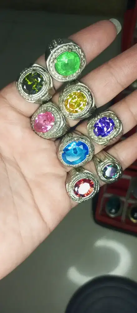 Natural batu permata