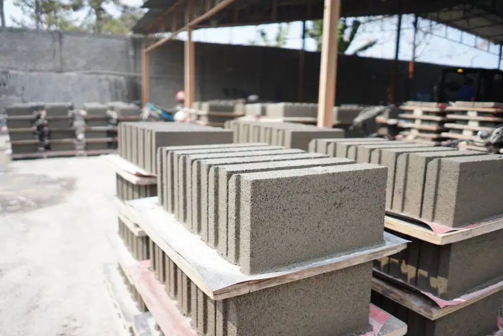 Kanstin Kancingan / Jepit Press untuk taman