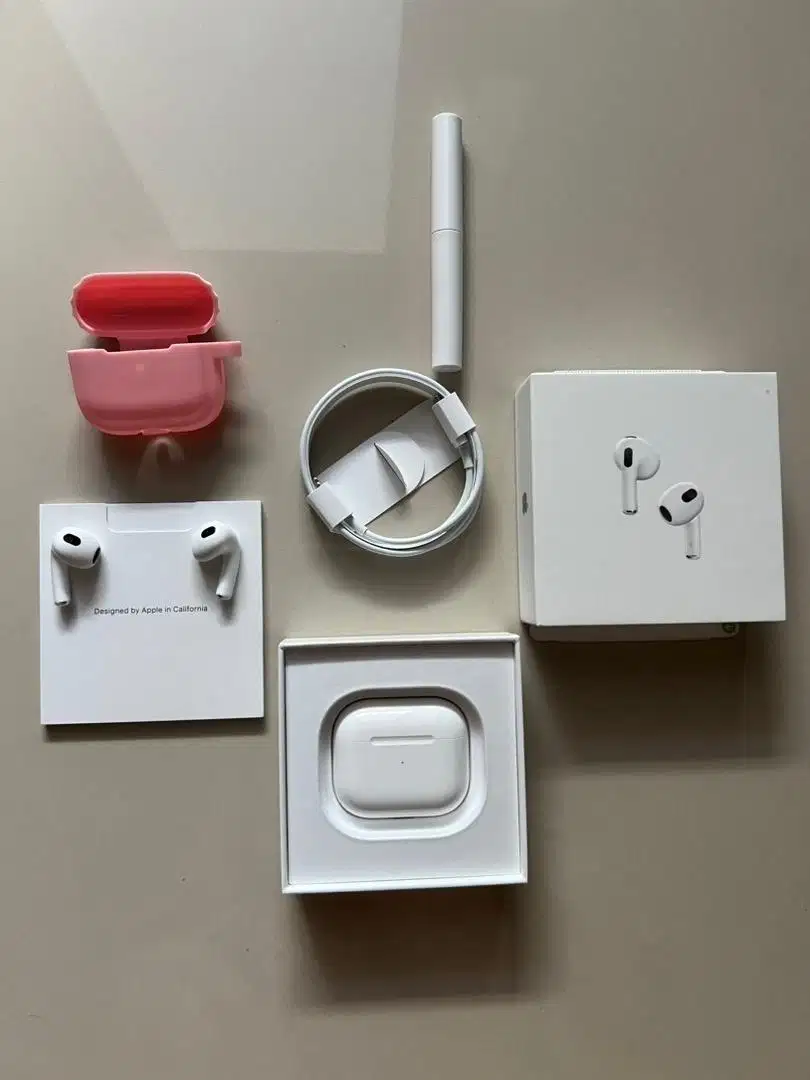 AirPods gen 3 with Lightning Charging Case