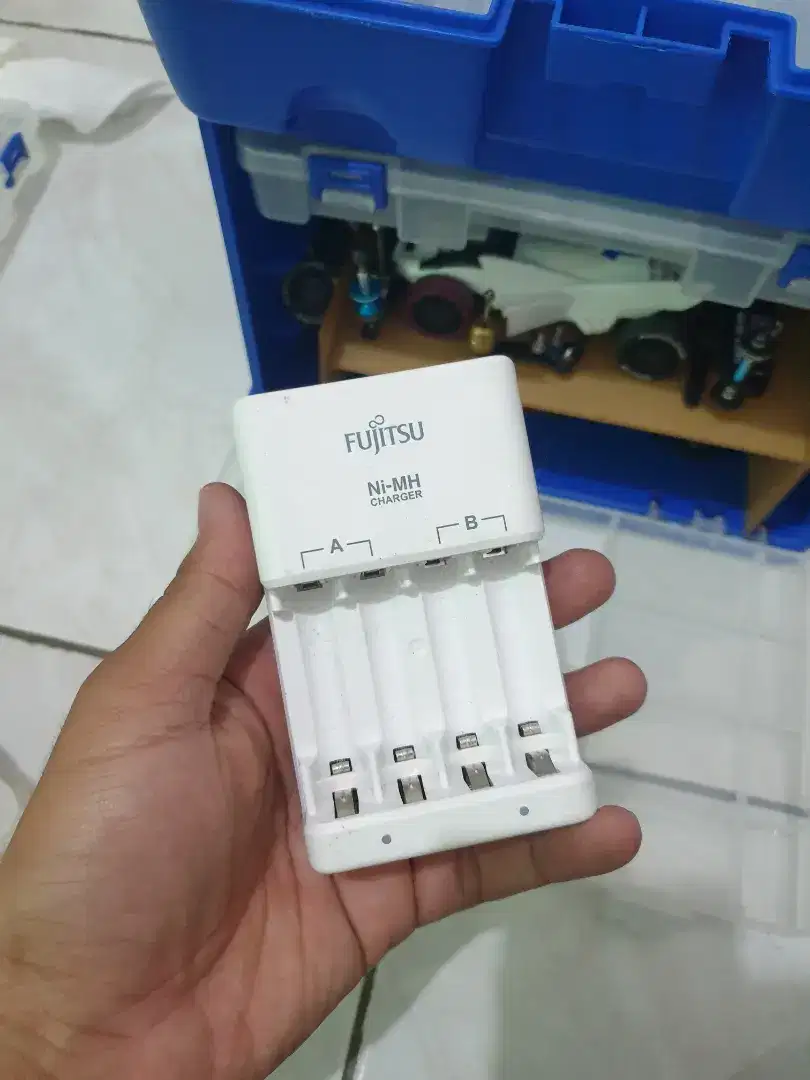 Charger Batrai AA FUJITSU