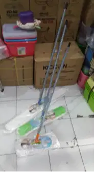 Mop Alat Pel Lobi Sumbu Lobby Duster