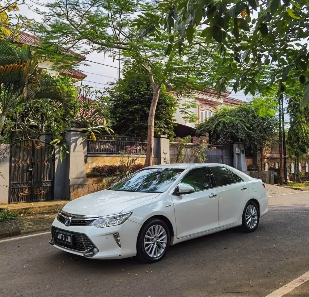 Toyota Camry XV50 Hybrid 2015 - Mobil Bekas - 915811381