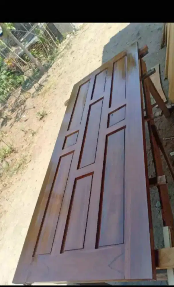 Pintu,kusen,jendela harga sangat terjangkau.