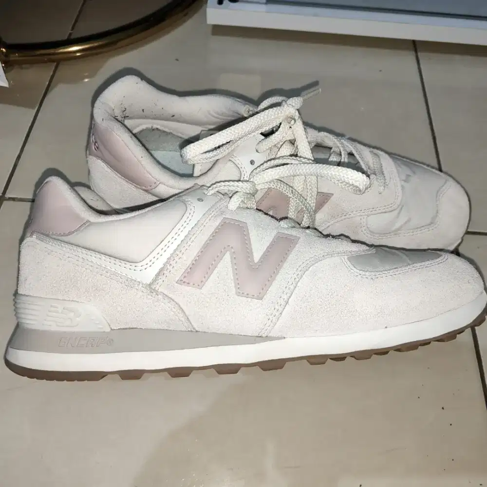 Sepatu new balance 574 on sale original