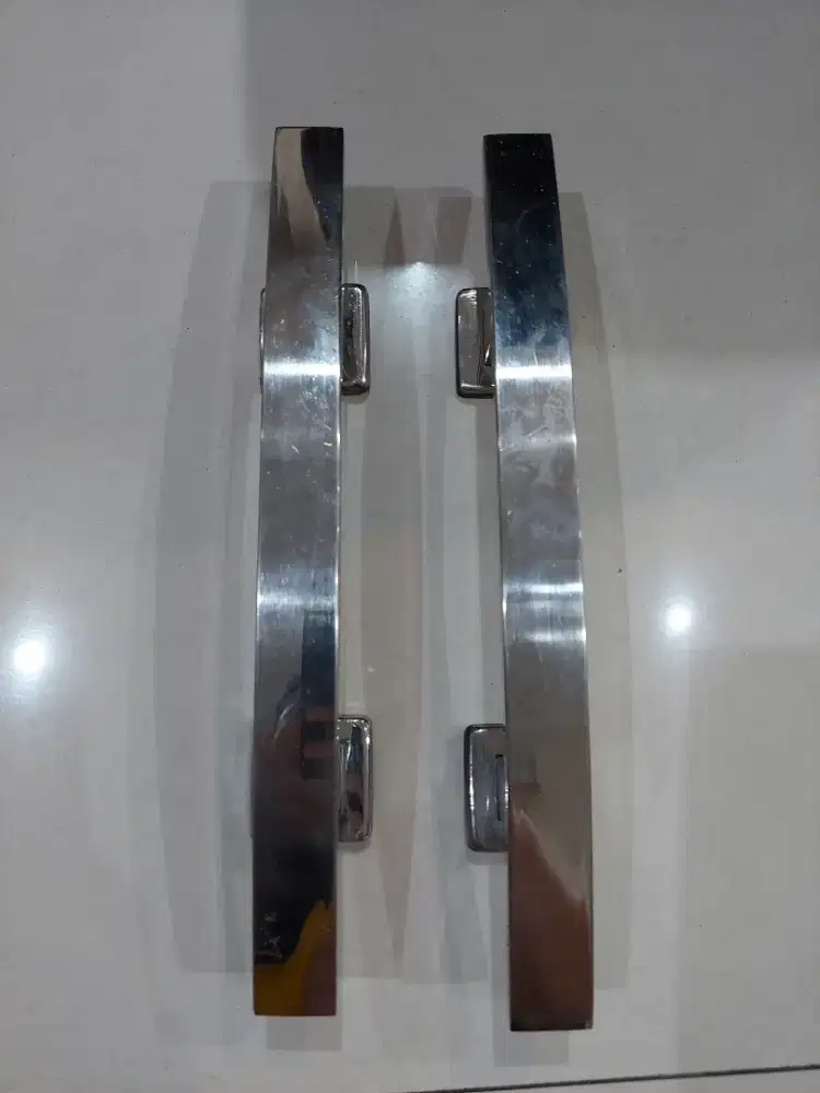 Gagang pintu Panjang untuk Pintu Besar Rumah