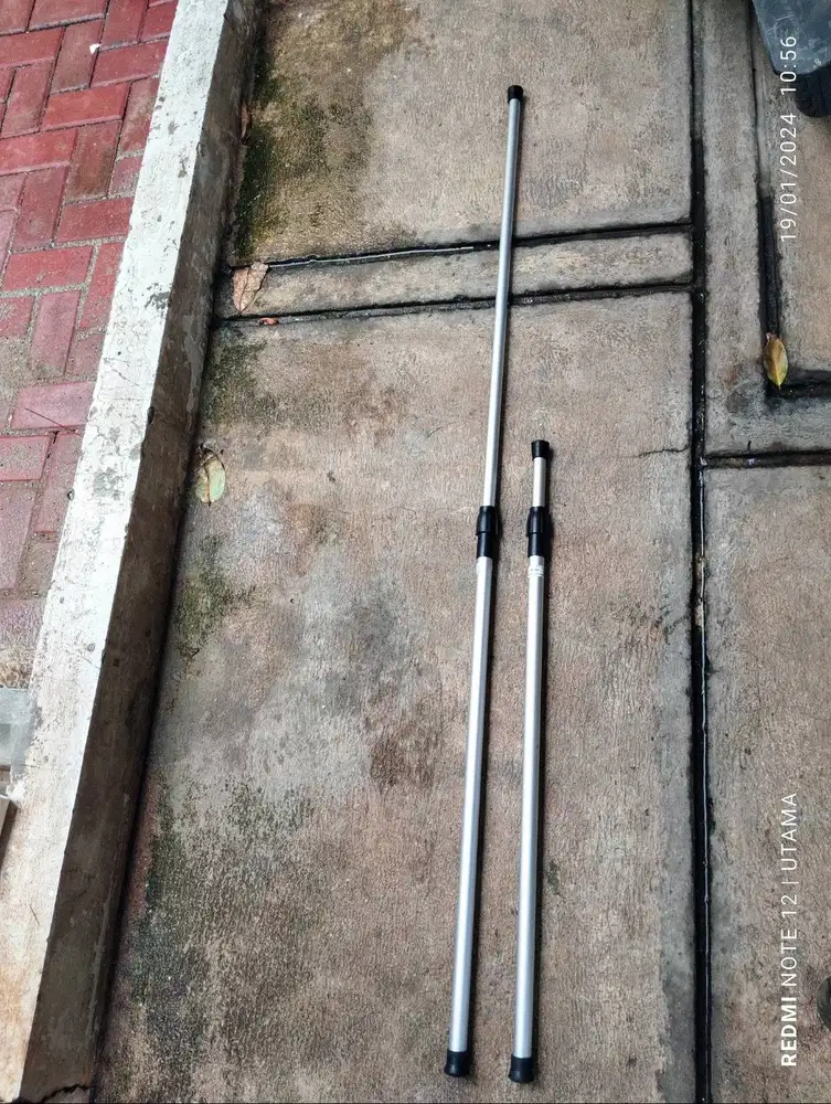Tiang tenda flysheet teleskopik