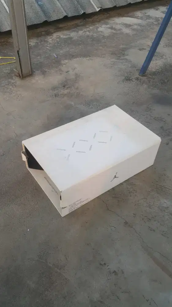 Kotak sepatu box only air jordan 34 F