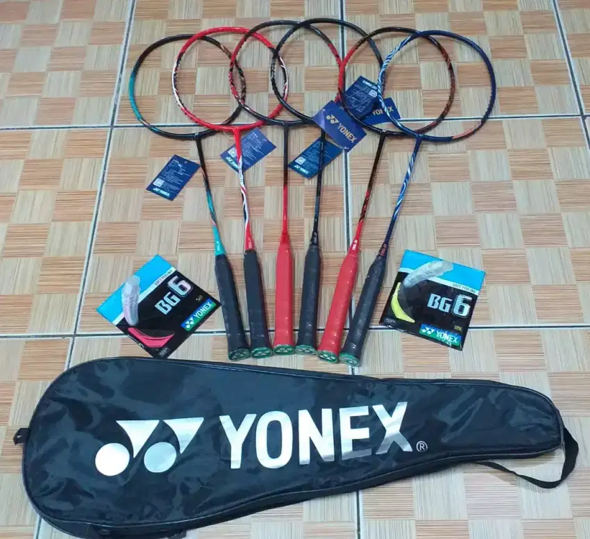 Raket Badminton Yonex Full Set Komplit