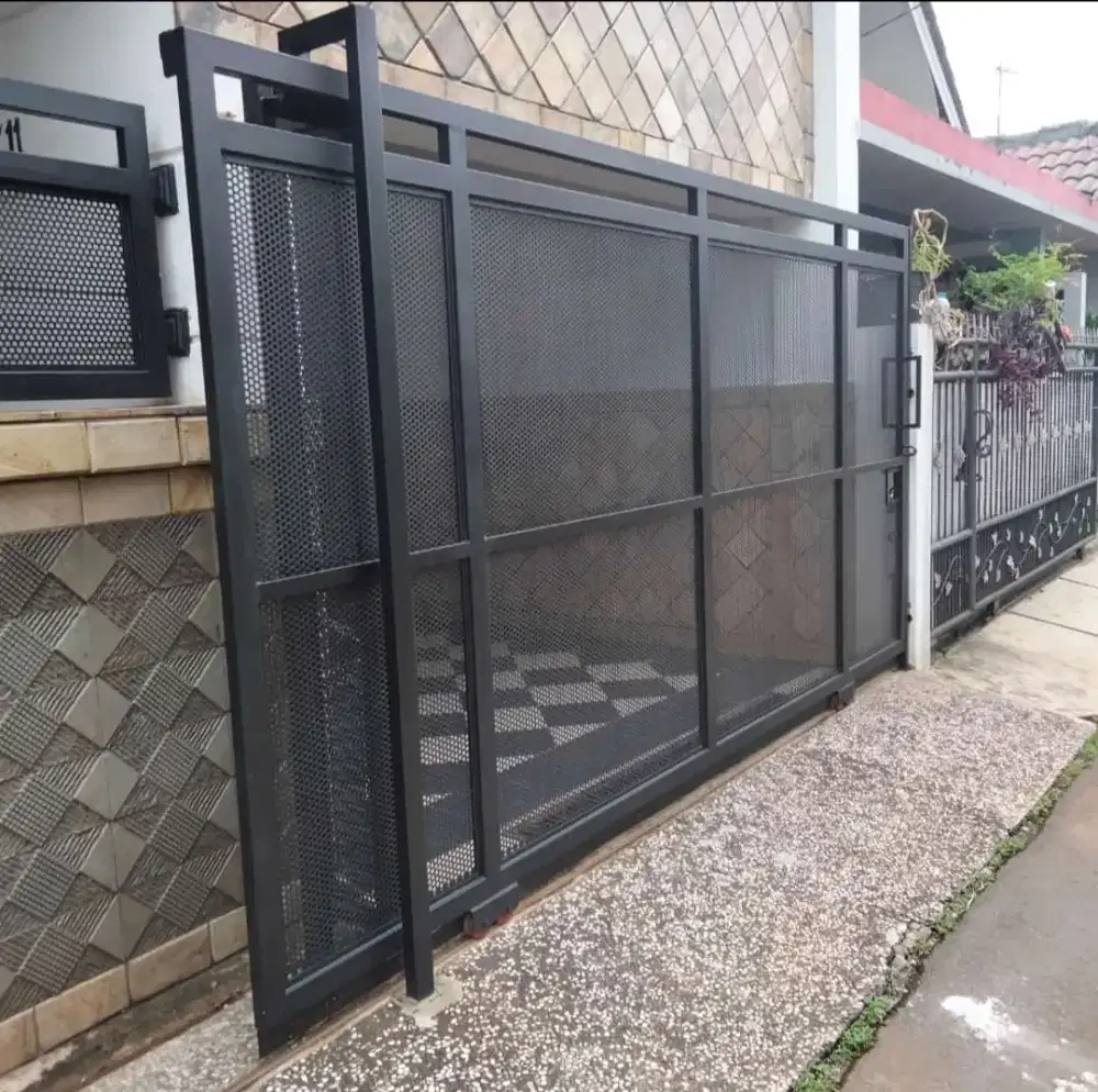 Pagar minimalis perforated