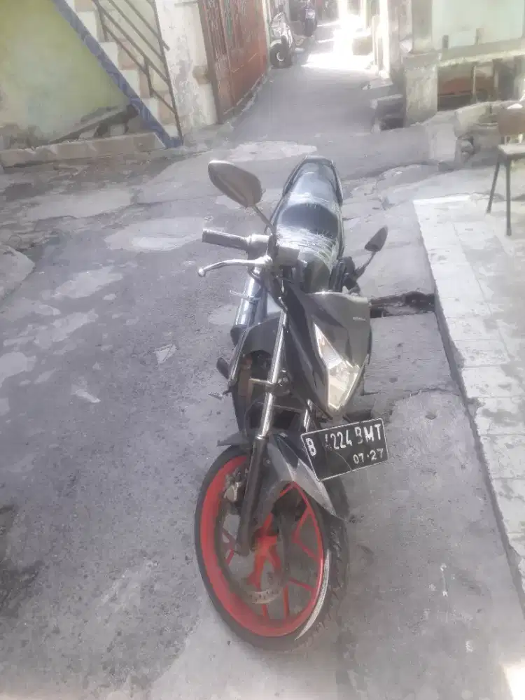 Sonic 150r layak pake kondisi sesuai di foto