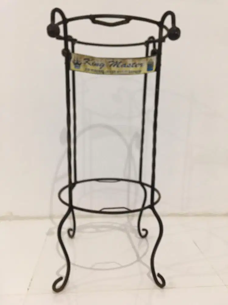 Tempat Guci / Dispenser Galon Air