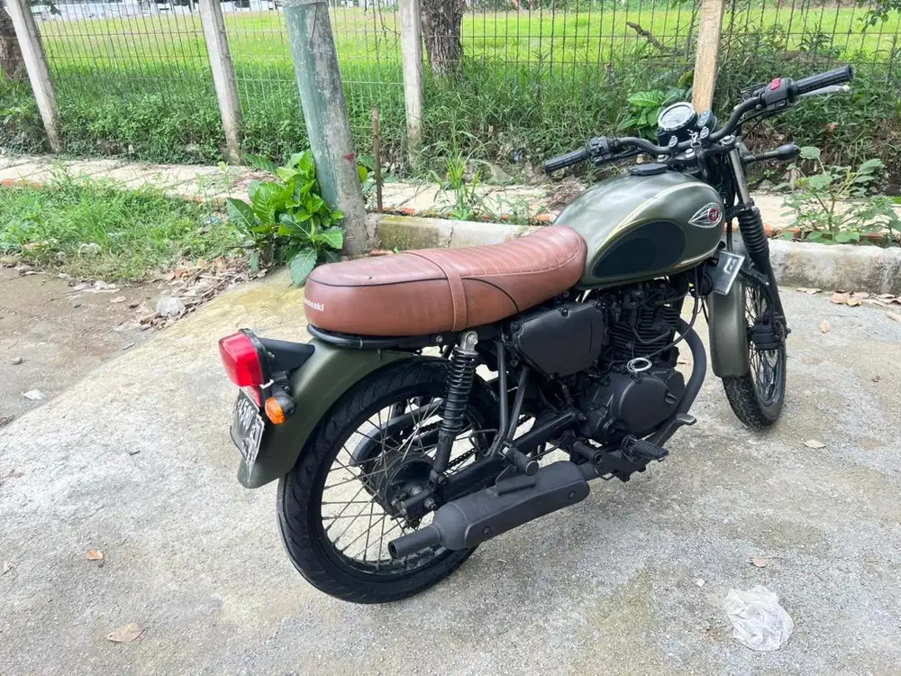 w175 kawasaki 2020