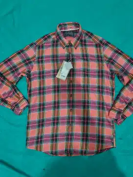 Kemeja flanel uniqlo