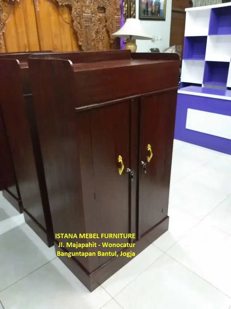 Lemari Almari Gantung Hanger Baju Pakaian Kos Kost 2 Pintu Kayu (gpg
