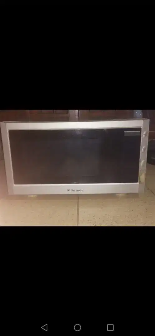 Microwave electrolux