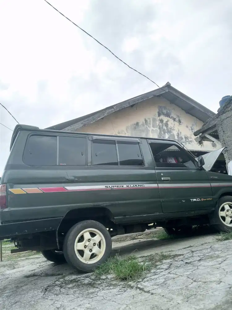 Kijang Super Long Mobil Bekas