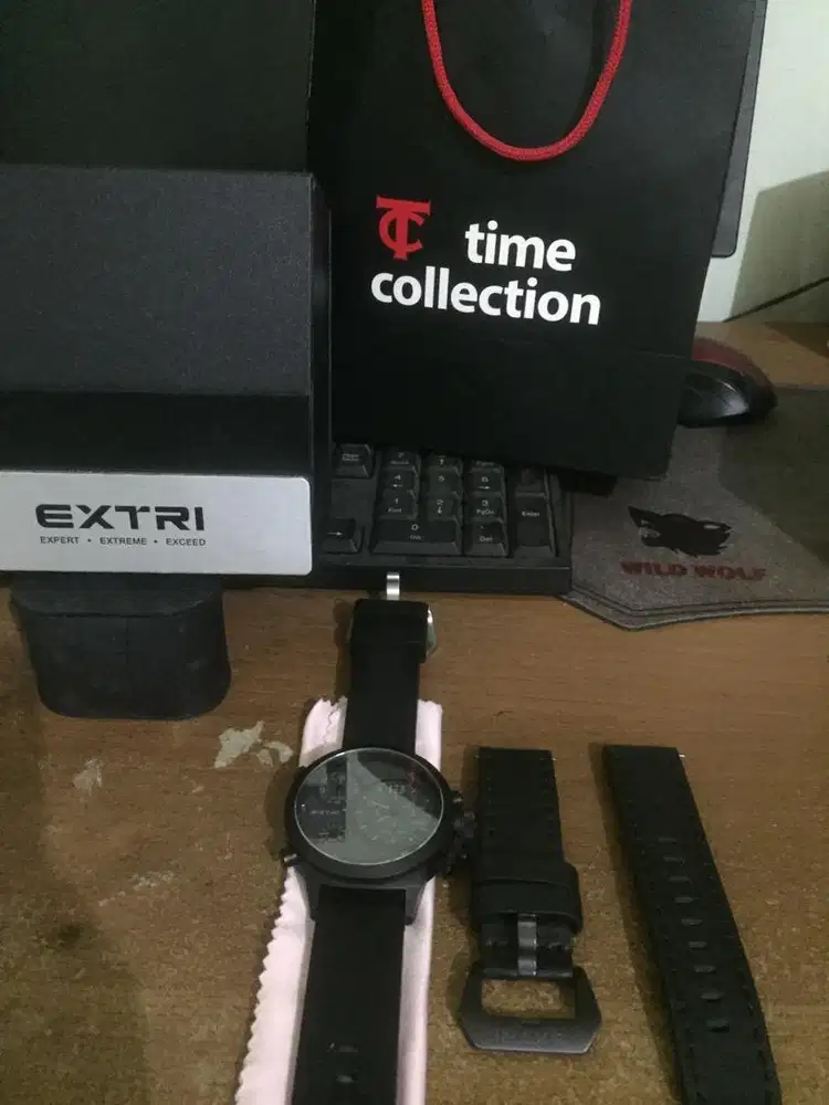 Jam tangan Extri