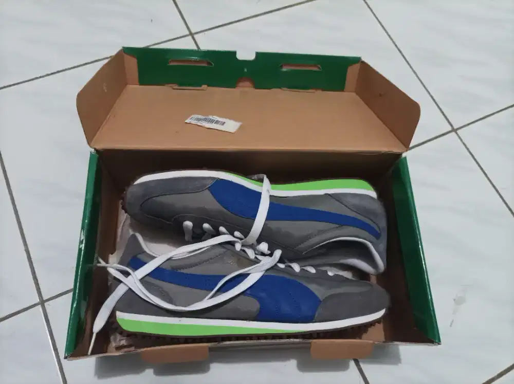 Sepatu Puma Pria