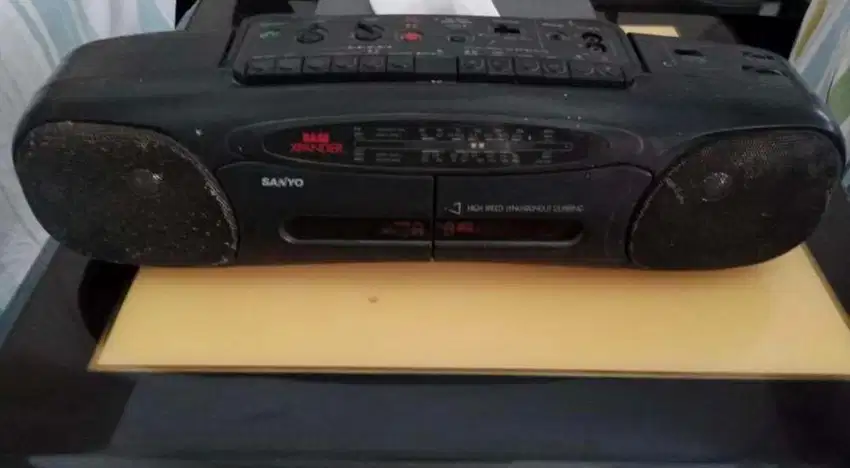 Sanyo tape recorder