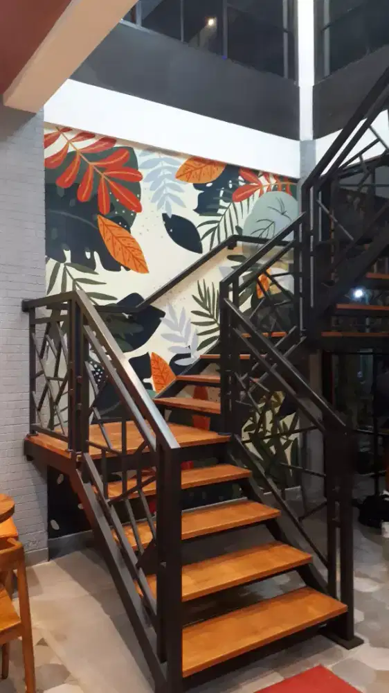 Dekorasi lukis tembok mural