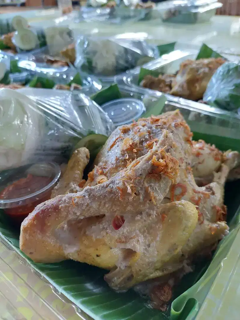 Kuliner Makan Ingkung Dapoer Limasan