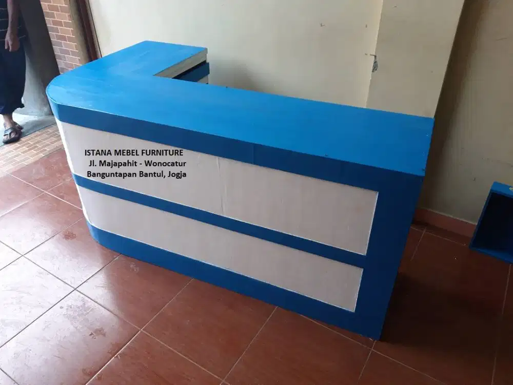 Meja Kasir Lobby Resepsionis Loundry Laundry Londry Letter L Kayu #GP