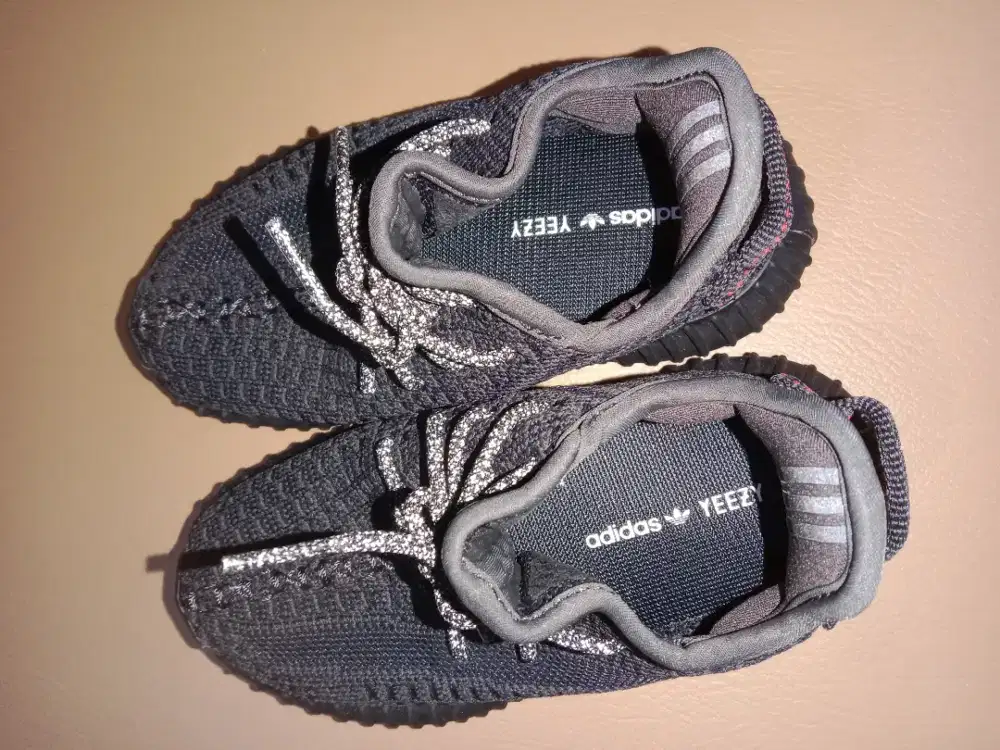 Sepatu Adidas anak anak YeezYy Lain lain 916065913