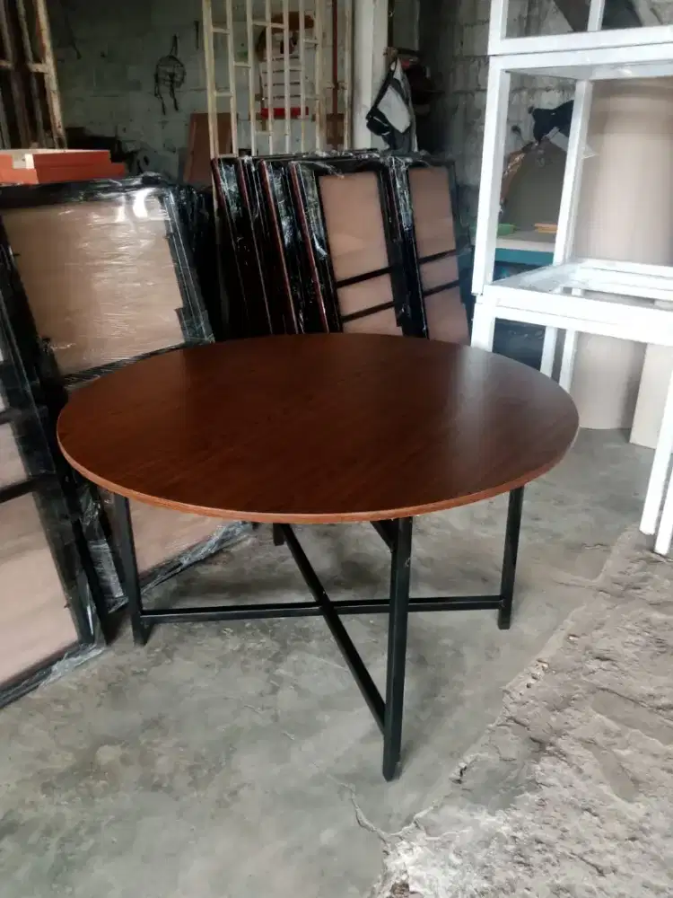 Meja Lipat Bundar /Round table