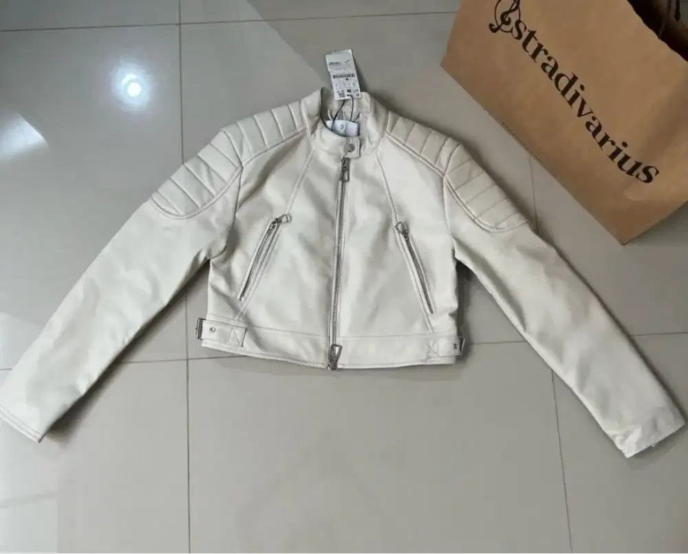 Stradivarius Jaket broken white