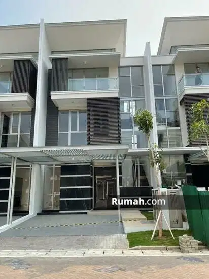 Rumah Dijual Pik Golf Island Ukuran X Dahlia Cluster Bagus Lantai