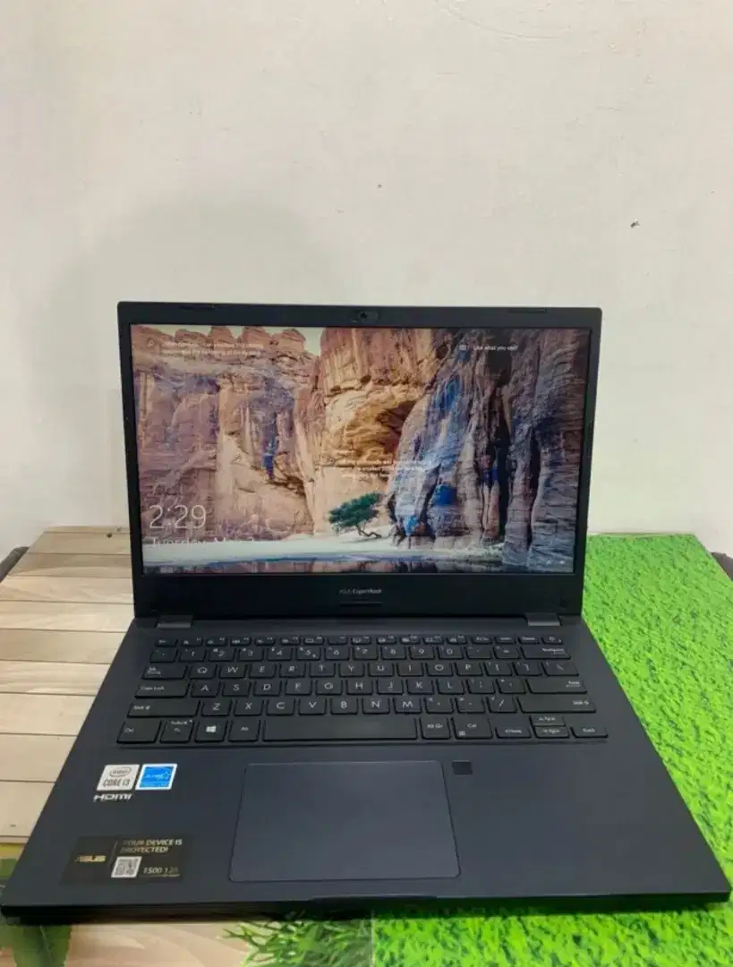 Asus Expertbook P2451FA