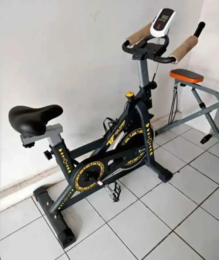 Spinning bike kuning