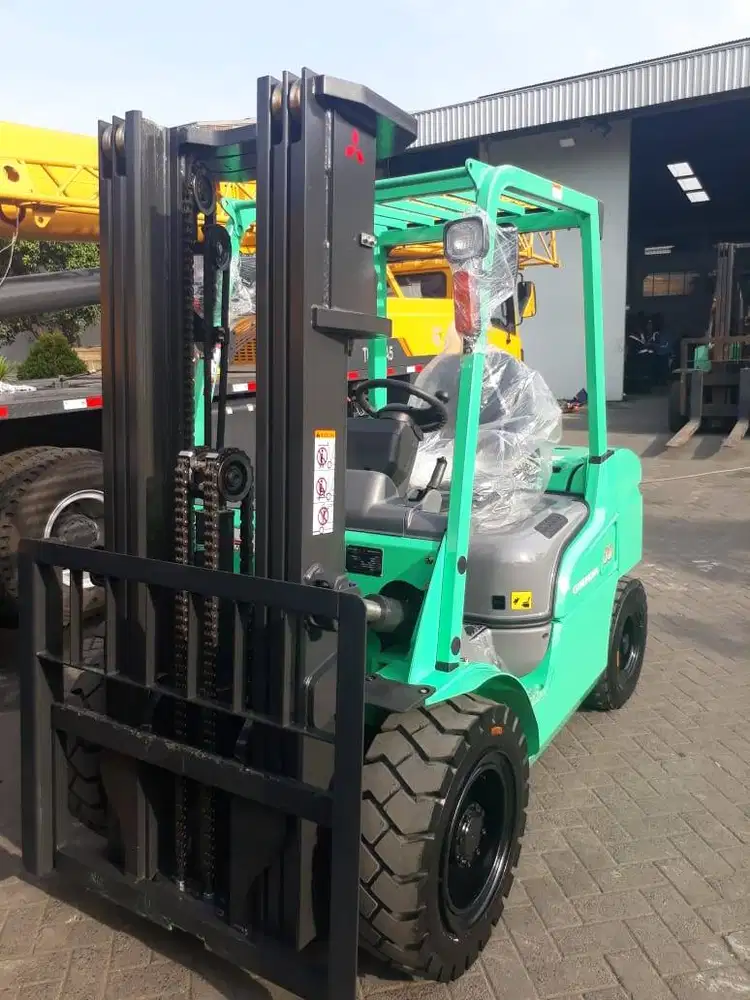 FORKLIFT 100% Baru (TOYOTA, TCM, MITSUBISHI, CAT, UNITCM)