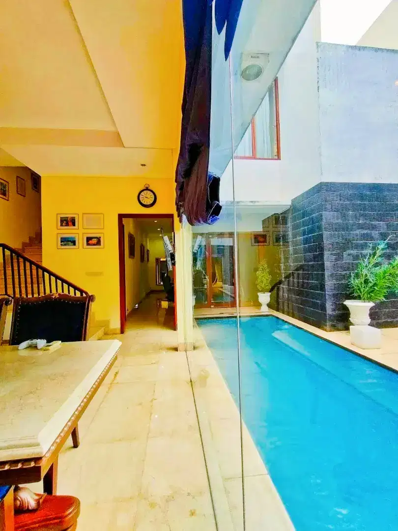 Dijual rugi rumah mewah furnish n' Pool di pejaten pasar minggu